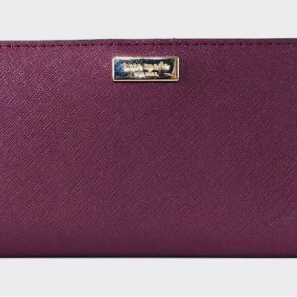 Kate Spade Stacy Laurel Way Saffiano Leather Wallet NWOT Deep Plum - Picture 1 of 4